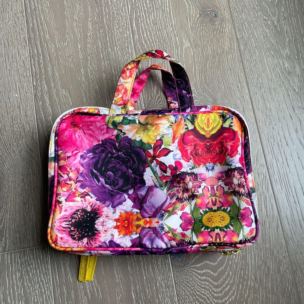 Toiletry Travel Kit Zip Pink Floral
